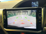 【バックカメラ】駐車時に後方がリアルタイム映像で確認できます。大型商業施設や立体駐車場での駐車時や、夜間のバック時に大活躍!運転スキルに関わらず、今や必須となった装備のひとつです!