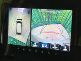 【全方位モニター用カメラ】専用のカメラにより、上から見下ろしたような視点で360度クルマの周囲を確認することができます☆死角部分も確認しやすく、狭い場所での切り返しや駐車もスムーズに行えます。