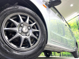 【13インチアルミホイール】外観にマッチしたアルミホイールを装着しております。各種アルミホイールや、スタッドレスタイヤも取扱いしております。是非ご相談ください♪