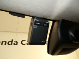 今や必需品となったドライブレコーダーも装着されています。運転中の記録を録画してくれます、万が一の時にドライブレコーダーがあれば安心です!