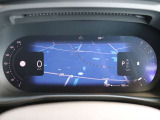 メーターは全面が液晶ディスプレイとなっております またメーター中央のスペースはナビ画面を映すなど、多機能な表示をすることができます