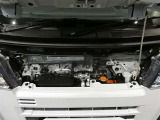 「まるまるクリン」によりエンジンルームもキレイに仕上げてあります。もちろん整備も済みですのでご安心してお乗りいただけます。