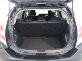 広めのラゲージスペースを備えています。お買い物の荷物もしっかりと積み込めます。