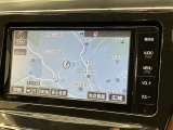 純正ナビを装備。タッチパネル式で使いやすく、お出かけもラクラクです。