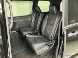 広々とした後部座席です♪
