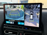 マルチビューカメラで、全方位をモニターで確認可能!これで車庫入れの際も障害物を確認出来る便利な機能ですね!