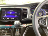 ホンダ純正メモリーナビ搭載なので、遠方へのドライブもお任せ下さい!ステアリング左手側にオーディオ関連のコントロールスイッチを配置しています。操作時は視線を逸らすことなく運転に集中できます