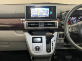 ナビ、オートエアコン付