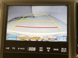 【バックカメラ】あると便利なバックカメラ装備!駐車時に後方がリアルタイム映像で確認できます。立体駐車場や夜間の車庫入れ時に大活躍!運転スキルに関わらず、今や必須となった装備ですね♪
