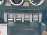 【VSC】横滑り防止装置(VDC/ESC)は、急なハンドル操作や滑りやすい路面で車両の横滑りを検知・抑制。安定した走行をサポートし、安全性を高めます。