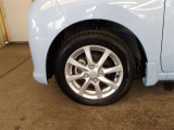 純正14インチアルミホイール装備です☆