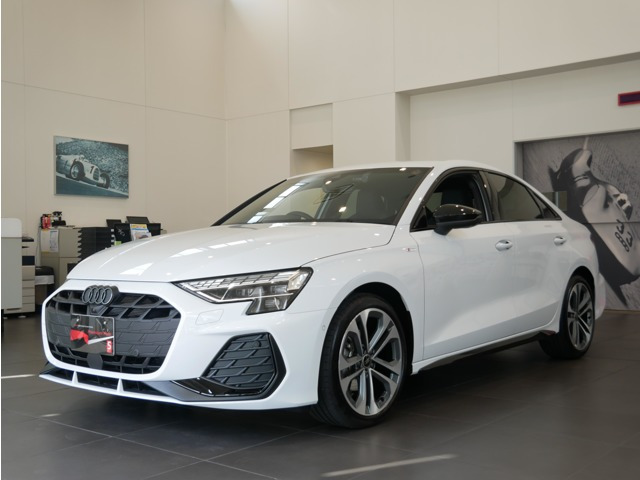 アウディ A3セダン 