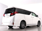 当店では、厳選された車両のみ展示しております。アルファード・ヴェルファイアに特化した専門店ならではの豊富な在庫の中から、お気に入りの一台をお探しください!