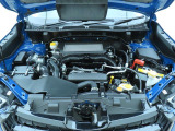 ■スバルと言えば水平対向エンジン。車体の低い位置に搭載されているので、万一の衝突時には、エンジンルームの下へ潜り込み、室内の乗員の被害軽減に貢献致します。
