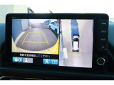 全周囲モニター付で、車庫入れも駐車もラクラクです。