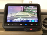 バックモニター付きで車庫入れも安心【カメラアングルは3パターンから選べます】知らない道でも安心して楽しくお出かけができます