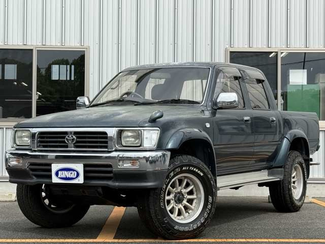 ハイラックス 2.4 SSR-X ダブルキャブ ロング ワイド ディーゼル 4WD タイヤ4本 25年...