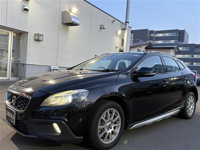 ボルボ V40クロスカントリー 