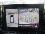 ☆アラウンドビュー☆ 苦手な駐車もラクラク♪車の周囲に子供や障害物などがないかをひと目で確認できて安心!