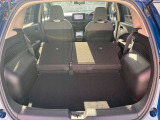 セカンドシートを倒した状態です。