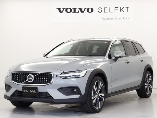 ボルボ V60クロスカントリー 