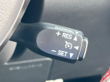 【クルーズコントロール】高速道路もラクラク走行。アクセルを離しても一定速度で走行ができ、長距離運転時の負担を軽減!加速・減速も簡単なスイッチ操作で調整できます。