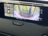 【360&deg;ビューモニター】専用のカメラにより、上から見下ろしたような視点で360度クルマの周囲を確認することができます☆死角部分も確認しやすく、狭い場所での切り返しや駐車もスムーズに行えます。