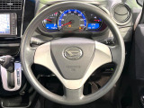 ステアリングも使用感が少なく、きれいな状態となっております♪