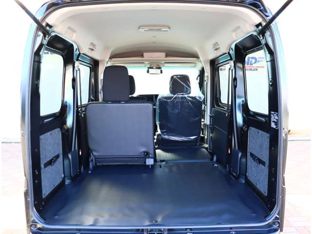 ダイハツ ハイゼットカーゴ クルーズ ターボ 4WD 届出済未使用車 4WD