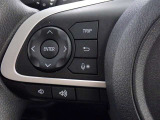 ステアリングスイッチ装備!運転しながら手元でオーディオの操作などができます。