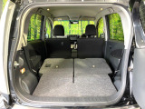 普段のお買い物や通勤、送迎等に十分な荷室スペースを確保しております。セカンドシートを倒すと、大きな荷物の積載も可能です♪