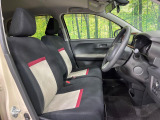運転席シート廻りは使用感も少なく、良好な状態となっています。丁寧に使われていたことがよくわかりますね。