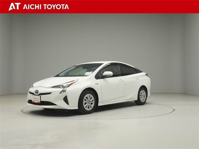 トヨタ プリウス 