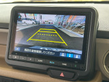 リアカメラは切り替えが可能。状況に合わせて3つの視点が選べ後退時の安心感を高めます。
