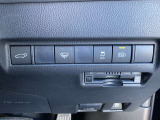 ●仕入れ段階で徹底したチェックを行い、厳しい審査にパスした車だけを展示・販売しています。弊社ではこれをプロチェックと呼び、数十の独自チェック項目に基づき、車の状態を調べ上げています。