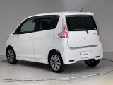 【ワイド保証】日産販売店の中古車には、無料で保証が付いています。走行距離無制限で、無料保証期間は1年間から。品質に自信があるから実現した、日産ならではの保証です。