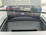 ヘッドアップディスプレイは視認性が非常に良く、運転時の視線を逸らさず様々な情報の確認が行えます。
