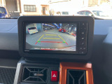 バックカメラ付なので車庫入れも安心