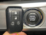 【スマートキー(エンジンスタートストップスイッチ)】スマートキー(電子キー)を持っていれば、スイッチを押すだけでエンジンをかけることができます!