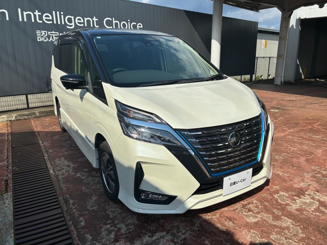 セレナ 1.2 e-POWER ハイウェイスターV 