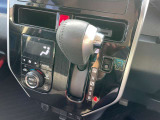 シンプルで使いやすいシフトレバーです(^^♪
