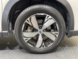 【純正18インチアルミホイール】純正アルミホイールで足回りもかっこよく決まってます♪