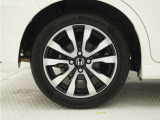 ◆純正アルミホイール装着車です!これで足元まわりもおしゃれにきまります!