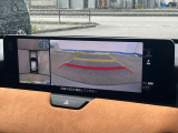 【360&deg;ビューモニター】専用のカメラにより、上から見下ろしたような視点で360度クルマの周囲を確認することができます☆死角部分も確認しやすく、狭い場所での切り返しや駐車もスムーズに行えます。