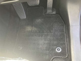 純正フロアマット