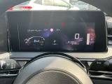 燃費情報の確認や先進技術の設定がメーター内のモニターで簡単にできます☆