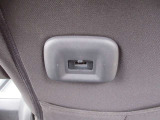 運転席・助手席シートバックには、USB外部入力端子がついています。