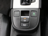 【電子制御パーキング+ブレーキホールド】便利なスイッチ式のサイドブレーキ!停車中にブレーキペダルを踏み続けなくても自動的にブレーキを保持する機能も搭載♪
