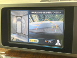 【アラウンドビューモニター】専用のカメラにより、上から見下ろしたような視点で360度クルマの周囲を確認することができます☆死角部分も確認しやすく、狭い場所での切り返しや駐車もスムーズに行えます。