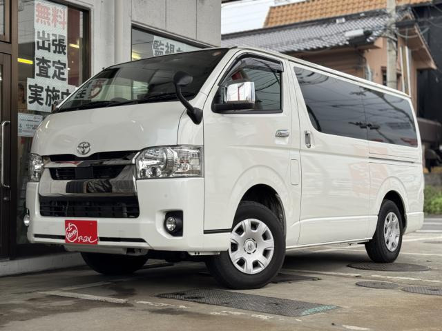 トヨタ ハイエースバン 